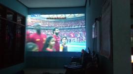 Nobar di pos gardu