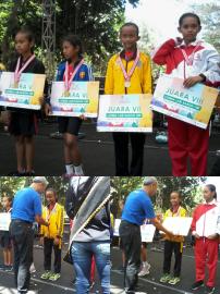 Putri Ibu Sumini Juara VII lomba Lari Baton 10k