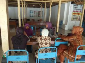 PKK Desa Dengok Rapat persiapan Family Gathering