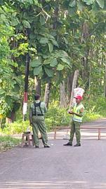 Linmas Dengok III Jaga di tempat Hajatan