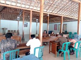 Rapat Panitia Pengisian Staf Kaur Danarta Kalurahan Dengok